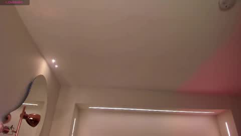 Snapshot of madisoncollinsx chatting on 11-27-25, 11:45 Maddi Collins online show from 11-27-25, 11:45