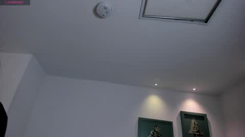 Snapshot of madisoncollinsx chatting on 11-30-25, 11:25 Maddi Collins online show from 11-30-25, 11:25