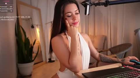 madisonlara online show from 03-01-25, 05:49