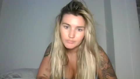 Snapshot of madisonlubbe2 chatting on 07-10-26, 10:23 madisonlubbe2 online show from 07-10-26, 10:23