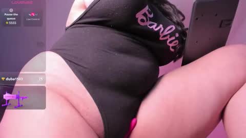 Snapshot of madisoon_lee chatting on 01-14-26, 07:19 Madieson Lee online show from 01-14-26, 07:19