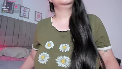 Snapshot of madisoon_lee chatting on 03-08-26, 01:04 Madieson Lee online show from 03-08-26, 01:04