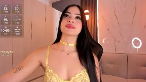 Snapshot of madisson_foxxx_ chatting on 06-21-26, 04:53 Madi Fox online show from 06-21-26, 04:53