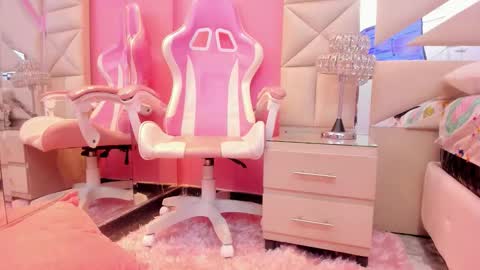 madisson_molly0 online show from 02-24-26, 02:59