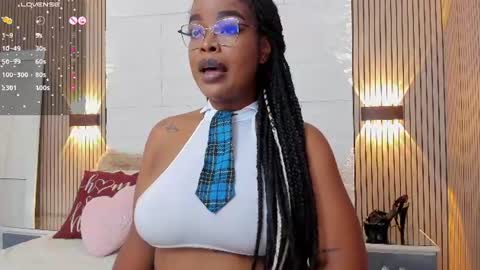Madisson Lopez online show from 06-30-26, 09:38