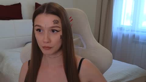 Snapshot of madissson chatting on 01-21-25, 11:56 Madi Soon online show from 01-21-25, 11:56