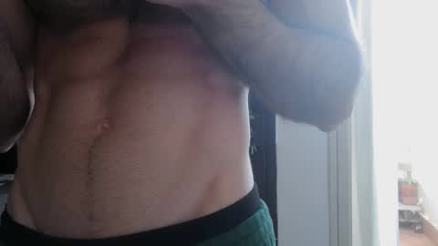 Snapshot of madmax20x chatting on 12-28-24, 10:03 madmax20x online show from 12-28-24, 10:03