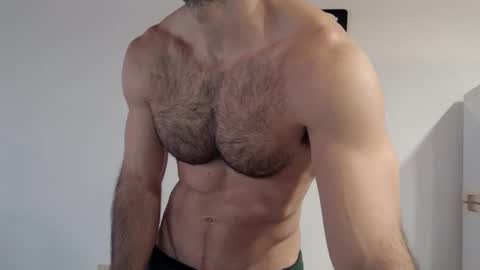 Snapshot of madmax20x chatting on 01-17-25, 10:22 madmax20x online show from 01-17-25, 10:22