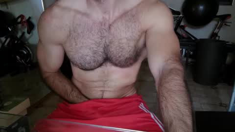 Snapshot of madmax20x chatting on 09-10-25, 11:10 madmax20x online show from 09-10-25, 11:10