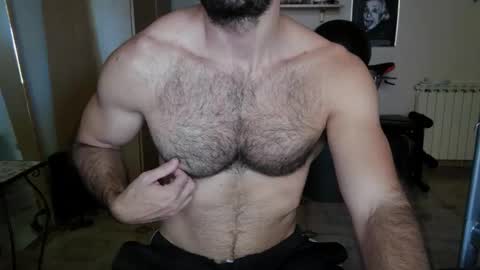 Snapshot of madmax20x chatting on 09-16-25, 11:55 madmax20x online show from 09-16-25, 11:55