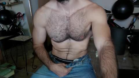 Snapshot of madmax20x chatting on 09-20-25, 11:44 madmax20x online show from 09-20-25, 11:44