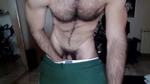 Snapshot of madmax20x chatting on 11-17-25, 12:11 madmax20x online show from 11-17-25, 12:11