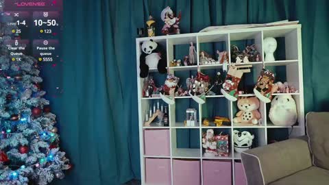 Snapshot of madnessalise chatting on 12-28-24, 03:26 Alice online show from 12-28-24, 03:26