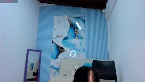 Madoka online show from 03-10-25, 03:41