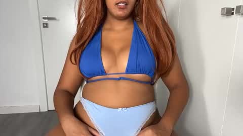 Snapshot of madsnextdoor chatting on 10-01-25, 08:26 Maddie online show from 10-01-25, 08:26