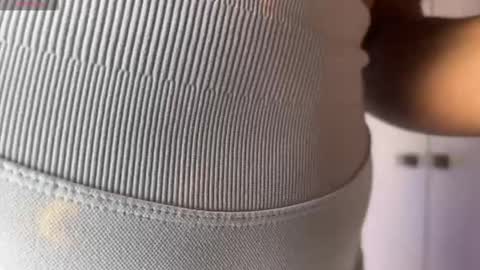 Snapshot of madsnextdoor chatting on 10-06-25, 08:28 Maddie online show from 10-06-25, 08:28