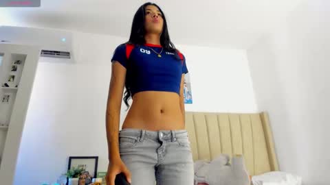 Snapshot of mady_edwards chatting on 02-04-26, 07:53 Mady online show from 02-04-26, 07:53