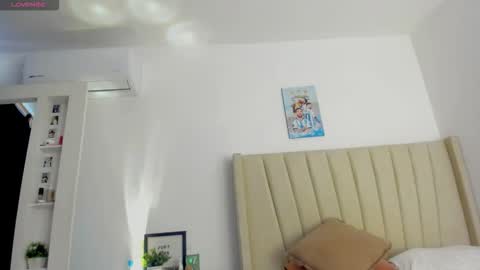 Snapshot of mady_edwards chatting on 02-10-26, 10:03 Mady online show from 02-10-26, 10:03