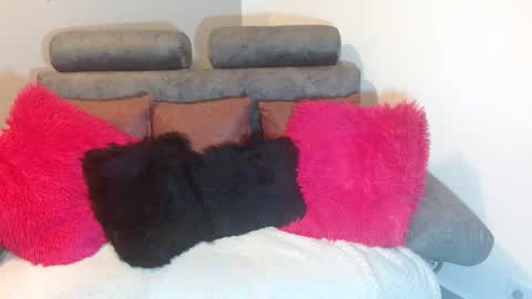 Snapshot of madysonthaylor chatting on 12-14-24, 07:07 Mady online show from 12-14-24, 07:07