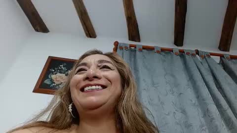 Snapshot of madysonthaylor chatting on 01-18-25, 09:34 Mady online show from 01-18-25, 09:34