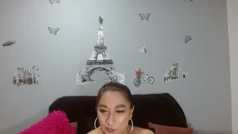 Snapshot of madysonthaylor chatting on 10-07-25, 06:21 Mady online show from 10-07-25, 06:21