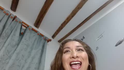 Snapshot of madysonthaylor chatting on 11-25-25, 06:57 Mady online show from 11-25-25, 06:57