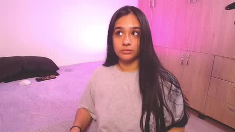 mae and nathan online show from 09-09-25, 02:16