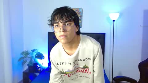 Snapshot of maegor18 chatting on 02-04-26, 10:15 Maik online show from 02-04-26, 10:15