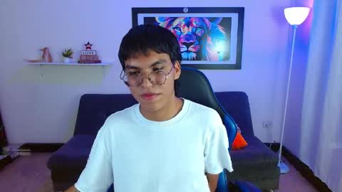 Snapshot of maegor18 chatting on 05-02-26, 10:15 Maik online show from 05-02-26, 10:15
