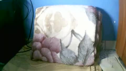 MaelahLove online show from 03-26-26, 02:06