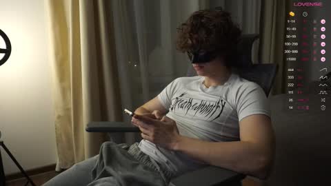 Mike XMaestro 3369 online show from 11-18-25, 03:05