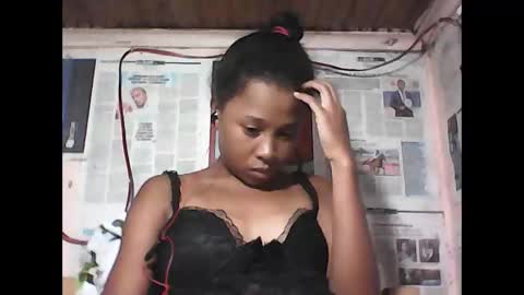 Snapshot of maevafanella chatting on 03-08-26, 07:56 maevafanella online show from 03-08-26, 07:56