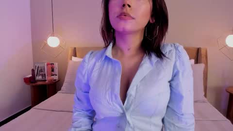 Snapshot of mafe_santorini chatting on 11-25-25, 12:16 Mafe Santorini online show from 11-25-25, 12:16