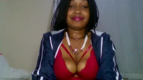 Snapshot of magdalinemus chatting on 09-15-25, 03:45 magdalinemus online show from 09-15-25, 03:45
