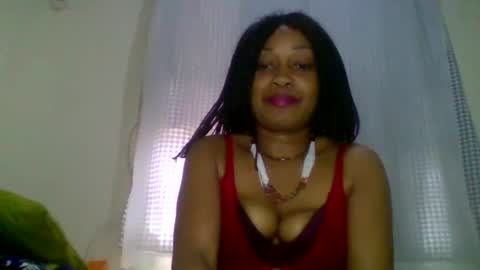 Snapshot of magdalinemus chatting on 10-04-25, 01:31 magdalinemus online show from 10-04-25, 01:31