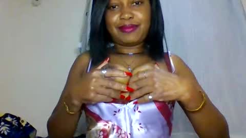Snapshot of magdalinemus chatting on 10-14-25, 06:42 magdalinemus online show from 10-14-25, 06:42