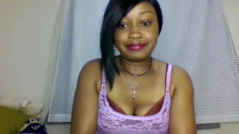 Snapshot of magdalinemus chatting on 11-25-25, 04:40 magdalinemus online show from 11-25-25, 04:40