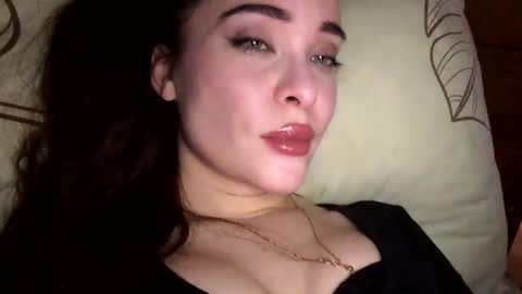 magggg658318 online show from 12-01-25, 01:16