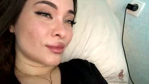 magggg658318 online show from 06-26-26, 02:32