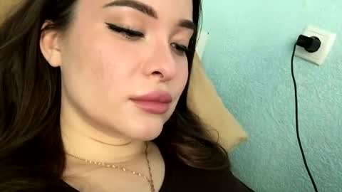 magggg658318 online show from 07-18-26, 11:47