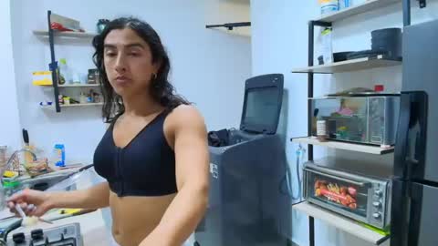 Snapshot of maggie_fit chatting on 06-29-26, 04:29 maggie_fit online show from 06-29-26, 04:29