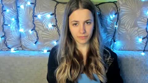 Maggie online show from 04-30-26, 01:23