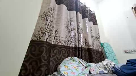 maggiegigolo online show from 05-09-26, 10:09