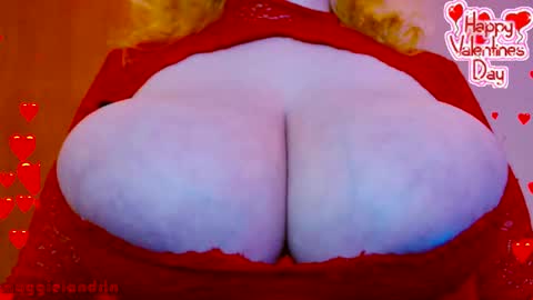 Snapshot of maggielandrin chatting on 02-14-26, 06:21 Maggie online show from 02-14-26, 06:21