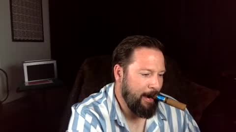 Snapshot of magic1984 chatting on 09-24-25, 04:38 Magic online show from 09-24-25, 04:38