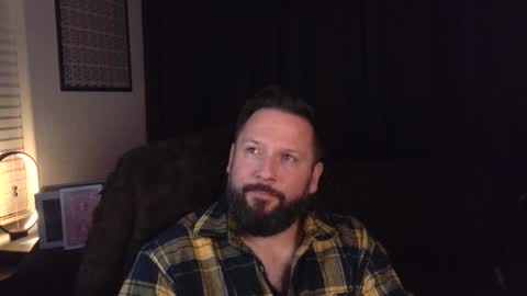 Snapshot of magic1984 chatting on 12-19-25, 07:15 Magic online show from 12-19-25, 07:15