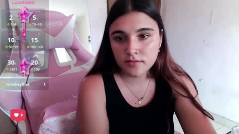 Snapshot of magic__smile chatting on 01-20-25, 08:29 Luna online show from 01-20-25, 08:29