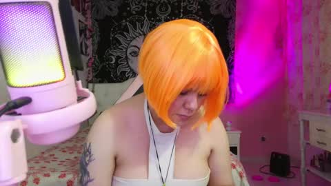 Snapshot of magic_clairewitch chatting on 03-07-25, 02:25 Claire online show from 03-07-25, 02:25