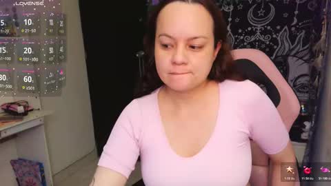 Snapshot of magic_clairewitch chatting on 01-08-26, 09:17 Claire online show from 01-08-26, 09:17