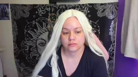 Snapshot of magic_clairewitch chatting on 03-01-26, 09:39 Claire online show from 03-01-26, 09:39